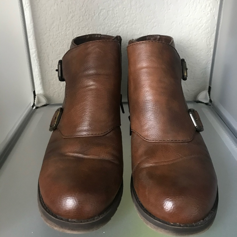 Ankle boots